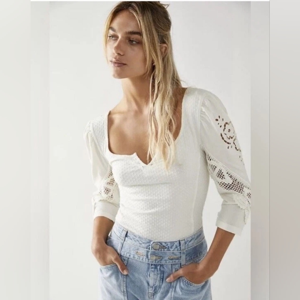 Free People Brunch Date Lace Sleeve Top In Moonglow